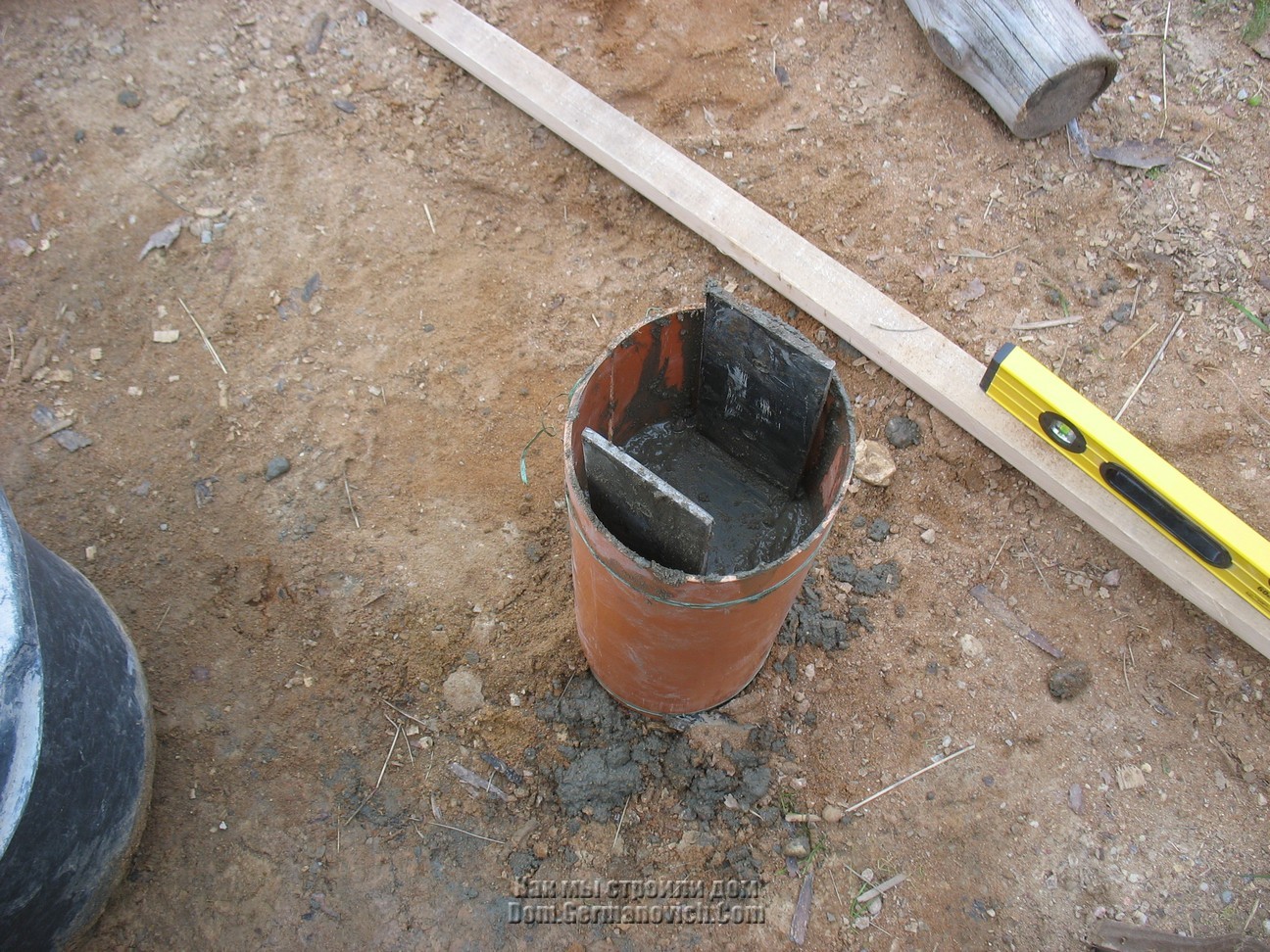 Как самостоятельно построить столбчатый фундамент из пвх труб - пошаговая инструкция