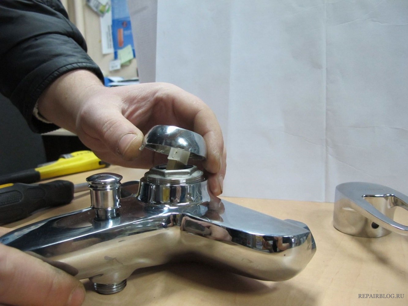 Особенности устройства крана-буксы для смесителя, самостоятельная замена и ремонт устройства